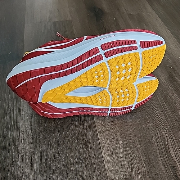 12.5 Nike Air Zoom Pegasus 39 USC Trojans NCAA DR1978-600 Running Shoes - Picture 6 of 7